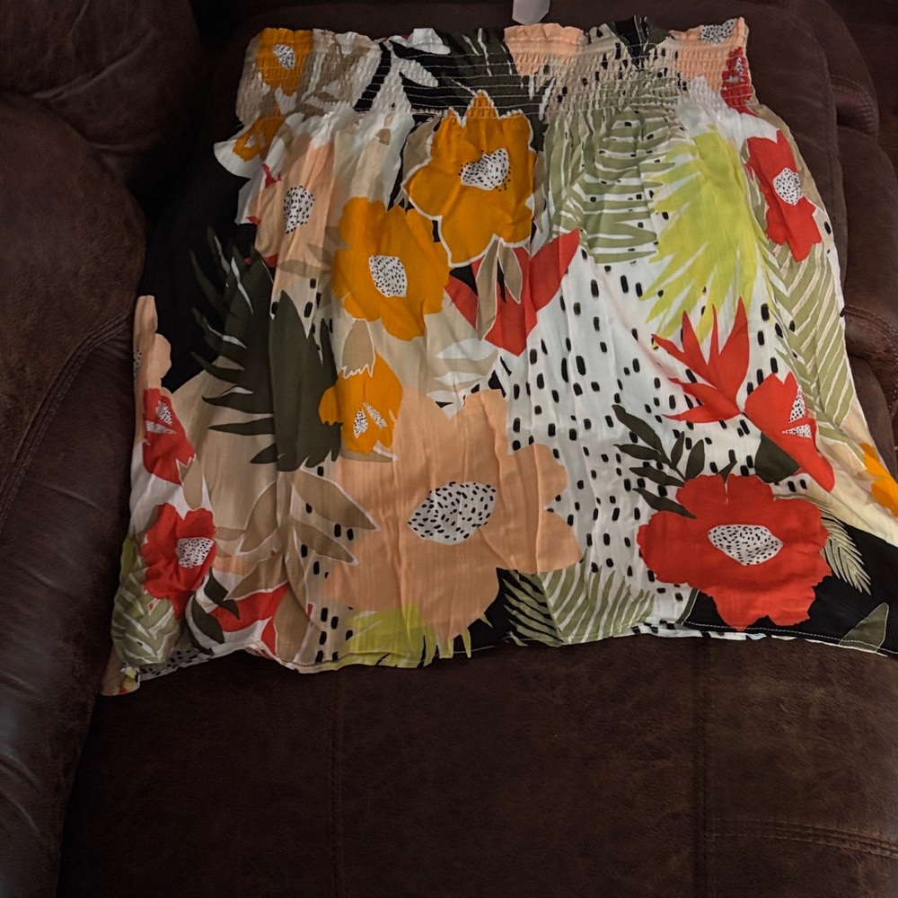 LOFT Multicolor Floral Mini Skirt - Picture 2 of 2